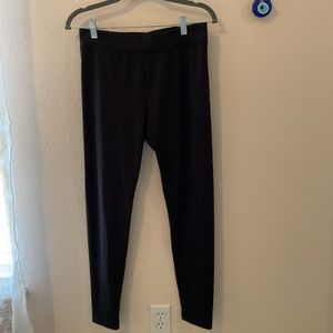 A NEW DAY black leggings, great condition, no signs of wear, Size M,